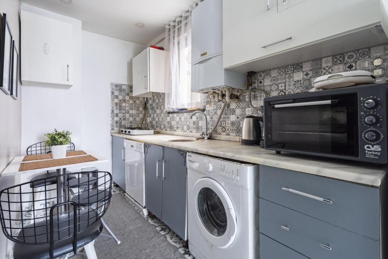 Central Flat W Sea View And Near Galata Tower Appartement Istanboel Buitenkant foto