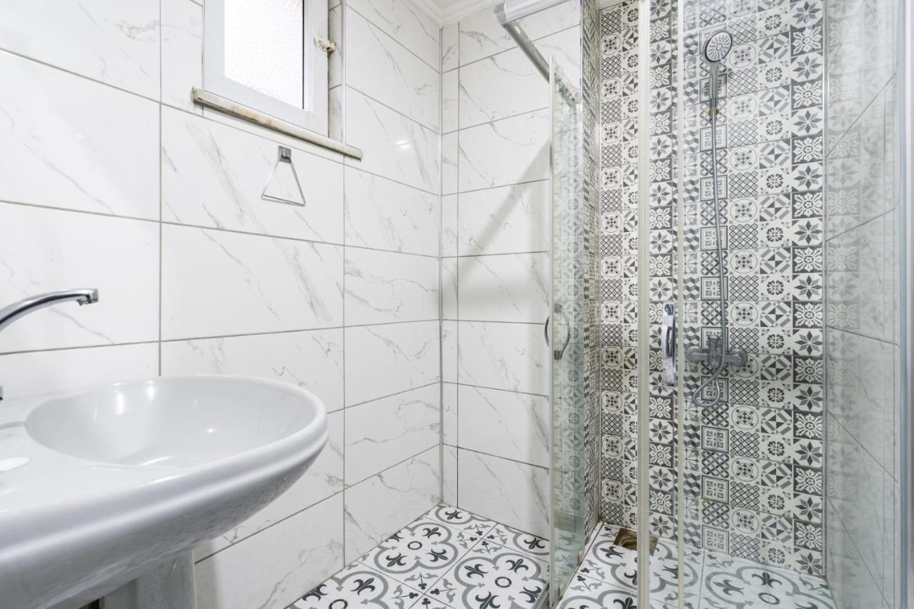 Central Flat W Sea View And Near Galata Tower Appartement Istanboel Buitenkant foto