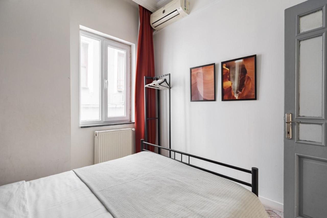 Central Flat W Sea View And Near Galata Tower Appartement Istanboel Buitenkant foto