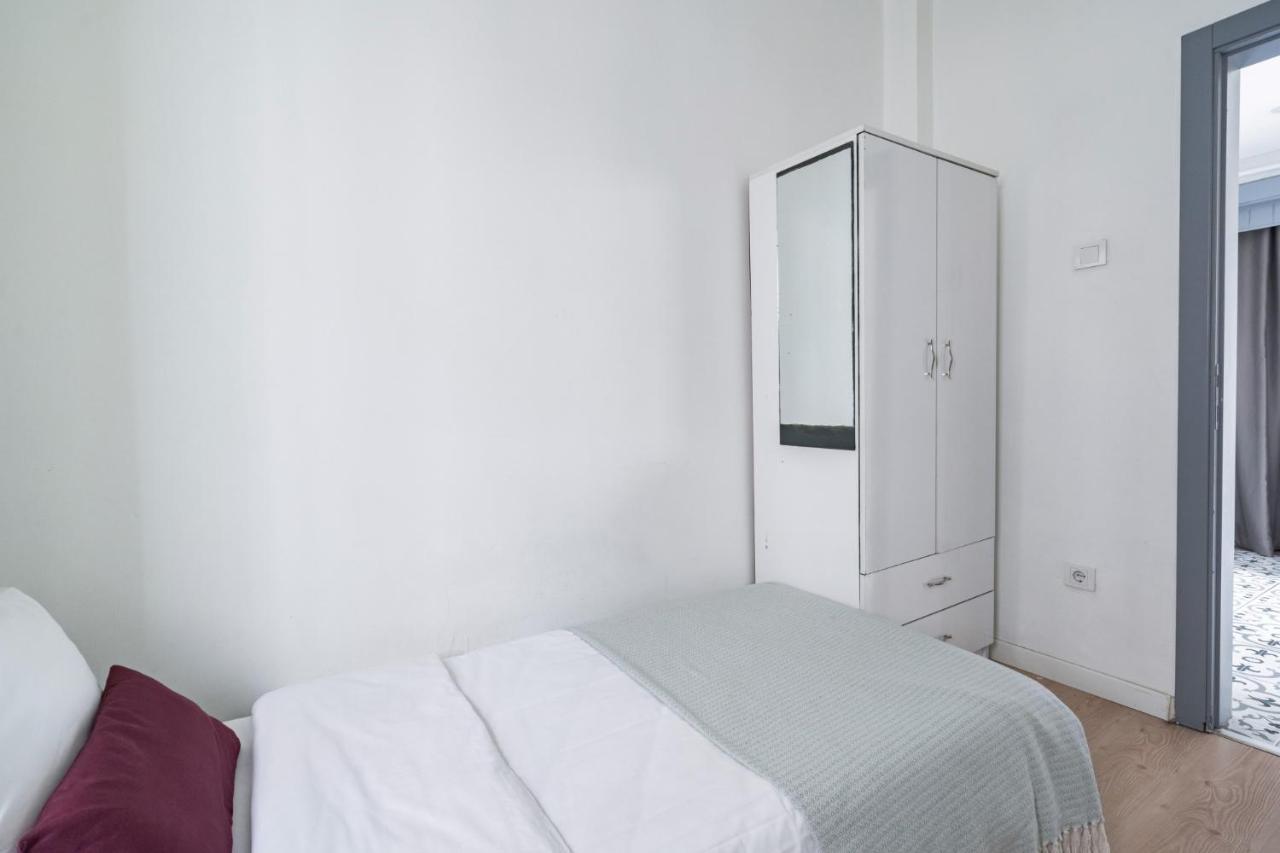Central Flat W Sea View And Near Galata Tower Appartement Istanboel Buitenkant foto